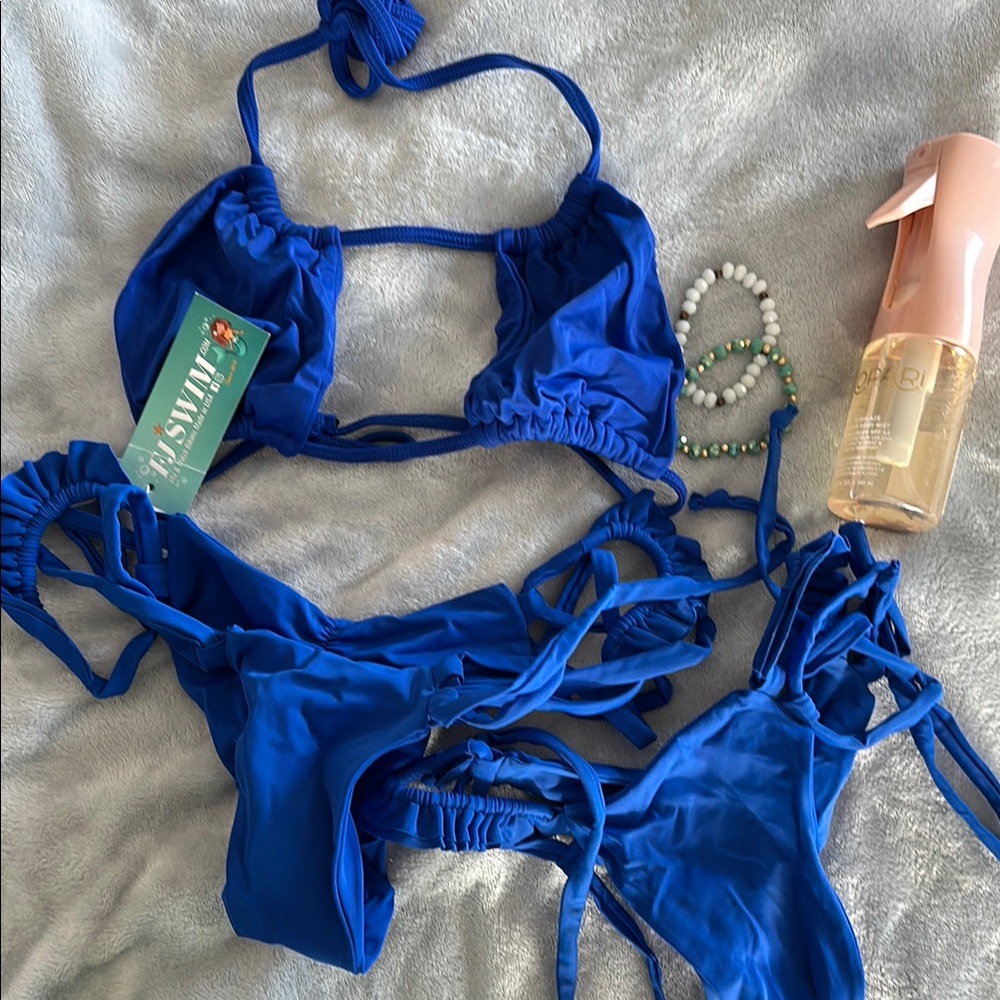 Blue Women's Cheeky Bikini Set with extra bottoms